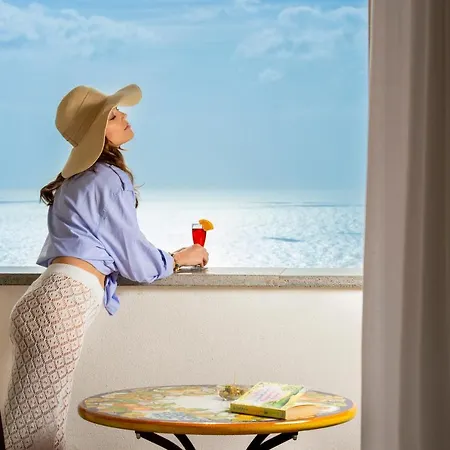 Albadamare Boutique 3* Praiano