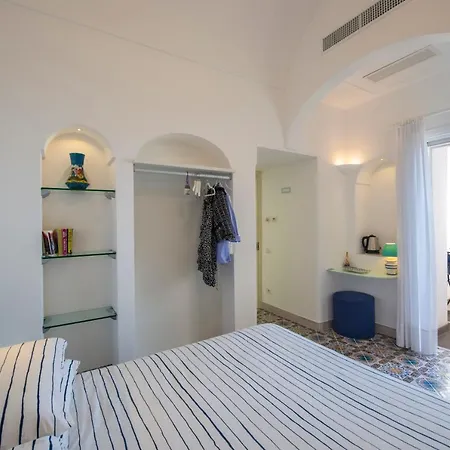 Albadamare Boutique 3* Praiano