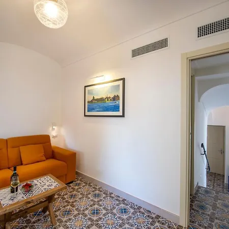 Albadamare Boutique
