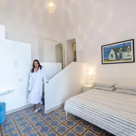 Albadamare Boutique 3*