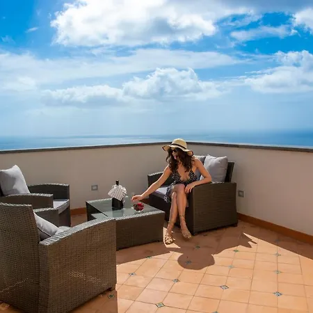 فندق Albadamare Boutique 3*