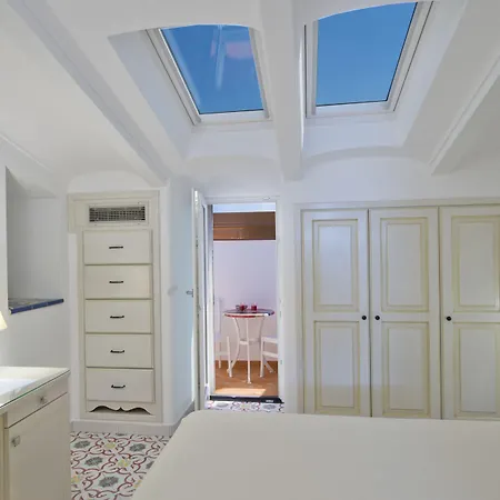 Albadamare Boutique 3* برايانو