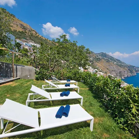 فندق Albadamare Boutique برايانو