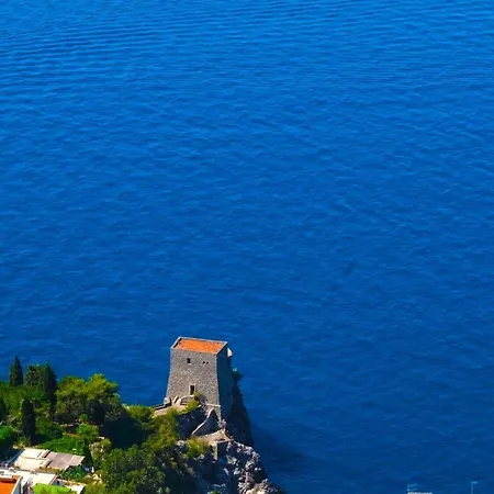Albadamare Boutique 3*