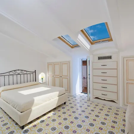 Albadamare Boutique 3* برايانو