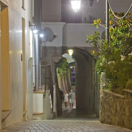 Albadamare Boutique 3*